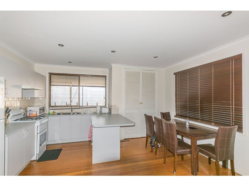 14 Centenary Crescent, Werribee VIC 3030