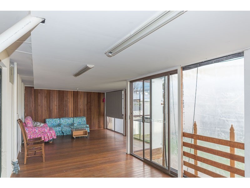14 Centenary Crescent, Werribee VIC 3030