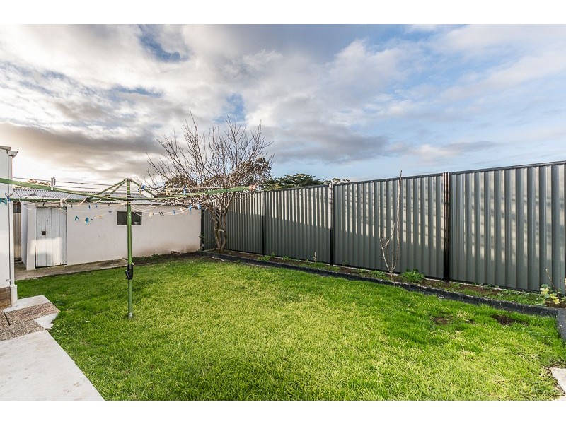 14 Centenary Crescent, Werribee VIC 3030