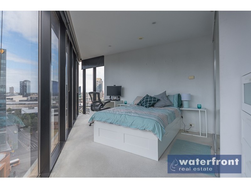 1303/8 Waterview Walk, Docklands VIC 3008