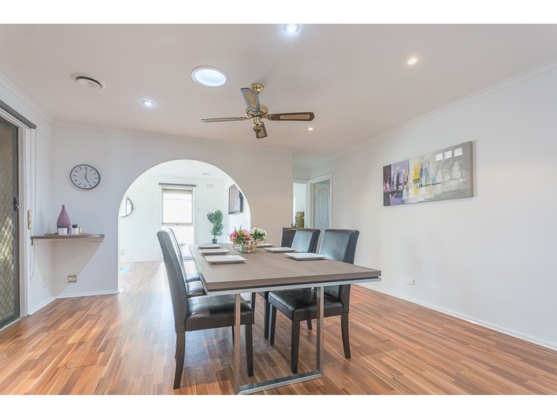 20 Phyllis Parade, Deer Park VIC 3023