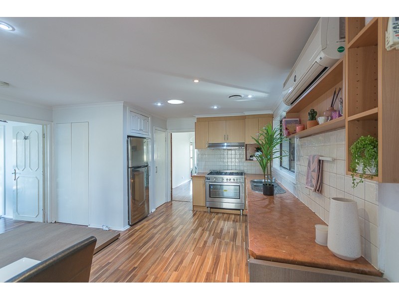 20 Phyllis Parade, Deer Park VIC 3023