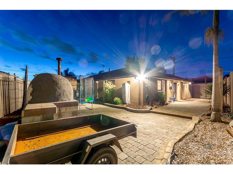 20 Phyllis Parade, Deer Park VIC 3023