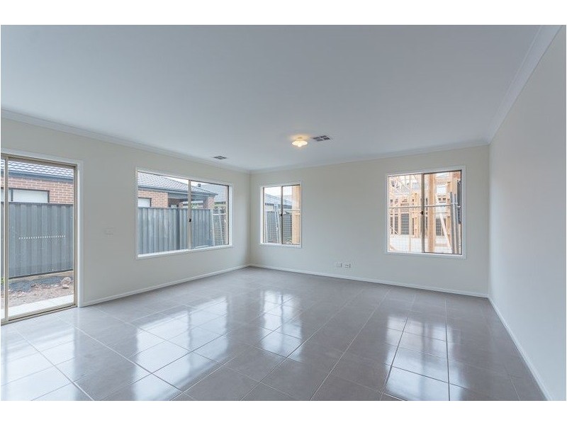 10 Andara Street, Truganina VIC 3029