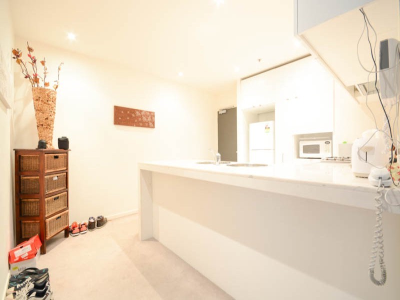2307/620 Collins Street, Melbourne VIC 3000