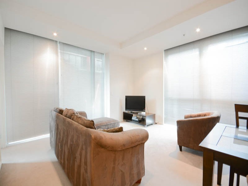 2307/620 Collins Street, Melbourne VIC 3000