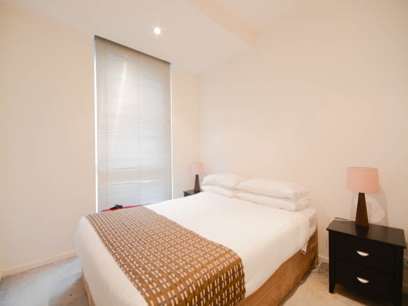 2307/620 Collins Street, Melbourne VIC 3000