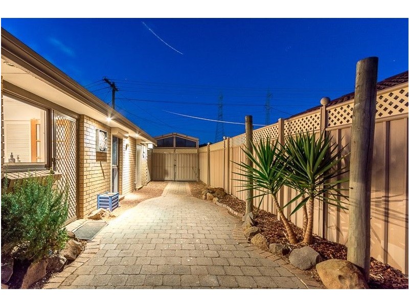 20 Phyllis Parade, Deer Park VIC 3023