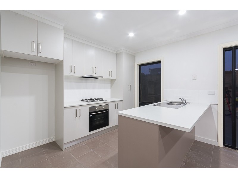 53 Swamphen Drive, Williams Landing VIC 3027
