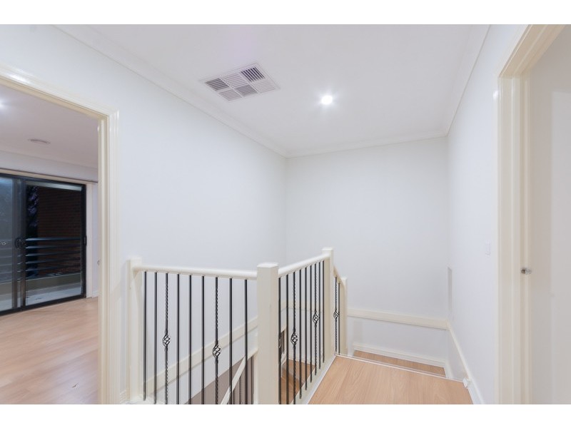 53 Swamphen Drive, Williams Landing VIC 3027
