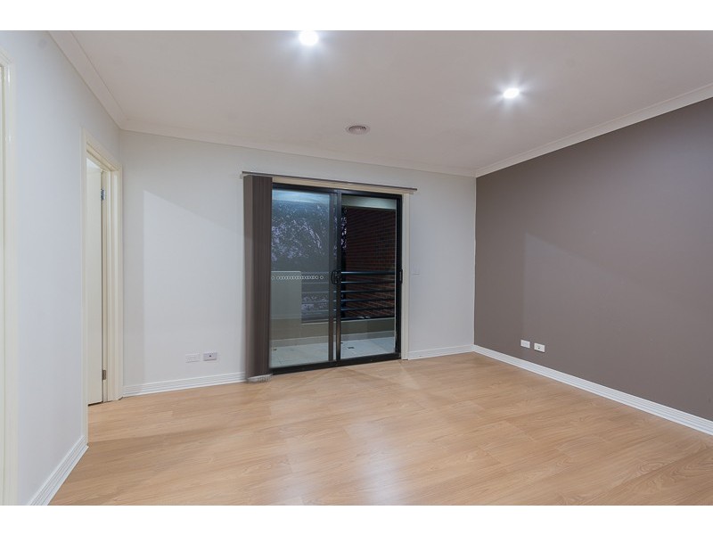 53 Swamphen Drive, Williams Landing VIC 3027