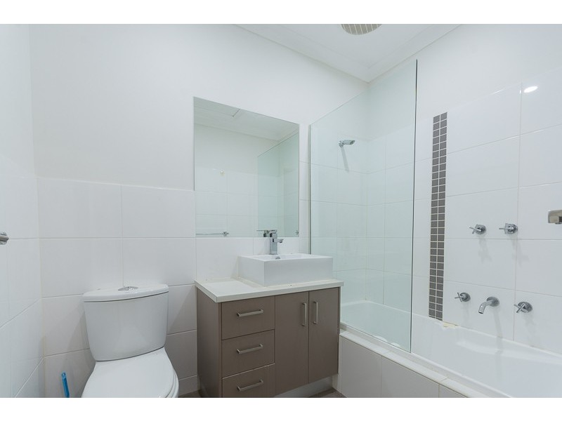 53 Swamphen Drive, Williams Landing VIC 3027