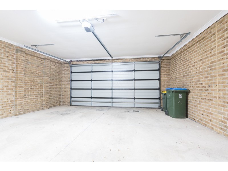 53 Swamphen Drive, Williams Landing VIC 3027