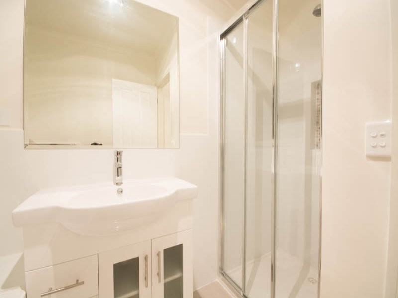 2/8 Nelson Court, Avondale Heights VIC 3034