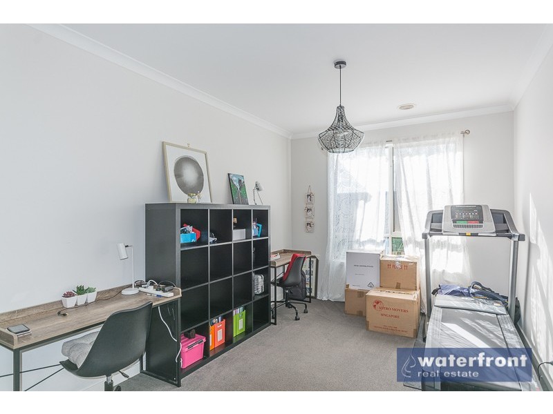 16 Larnook  Crescent, Truganina VIC 3029