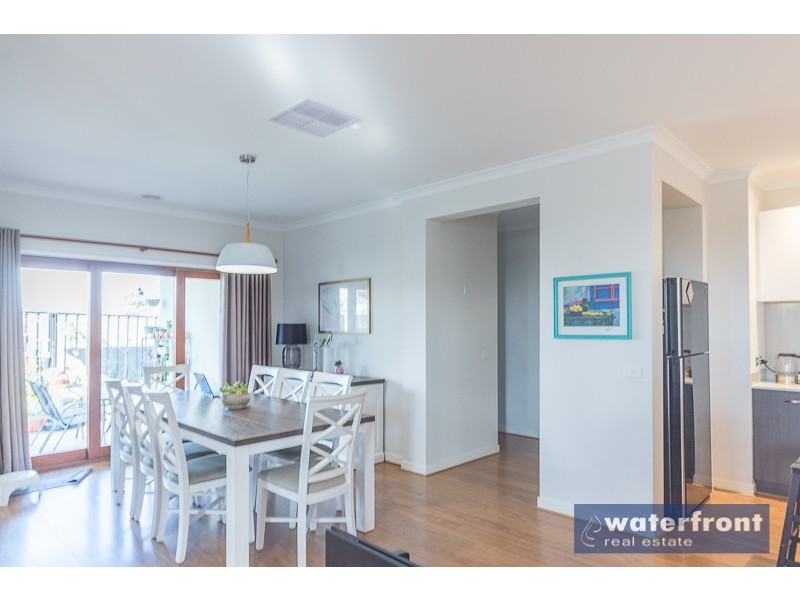 16 Larnook  Crescent, Truganina VIC 3029