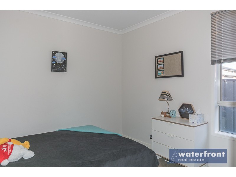 16 Larnook  Crescent, Truganina VIC 3029