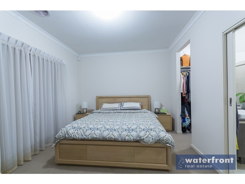 18 Barnsley Street, Truganina VIC 3029