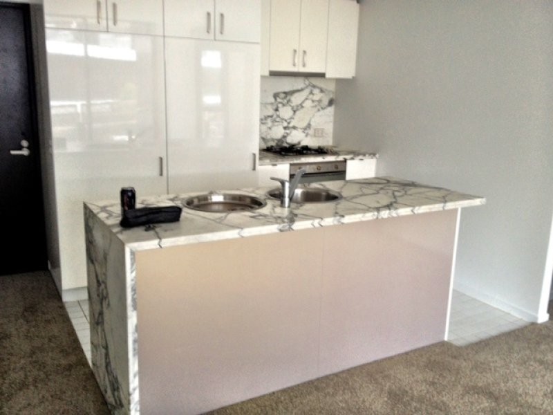 204/8 Waterview Walk, Docklands VIC 3008