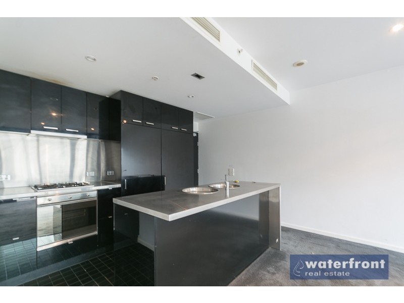 804/18 Waterview Walk, Docklands VIC 3008