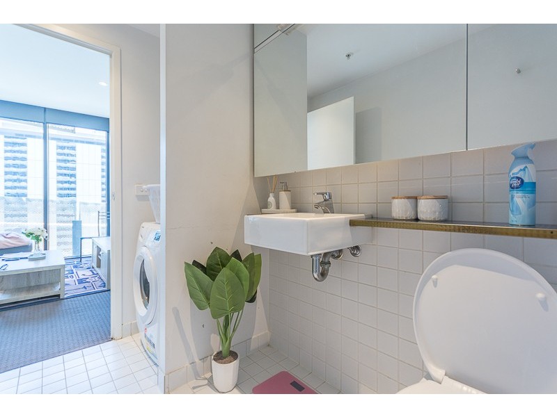 900/8 Waterview Walk, Docklands VIC 3008