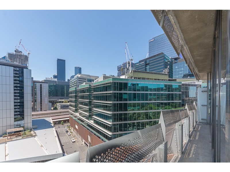 900/8 Waterview Walk, Docklands VIC 3008
