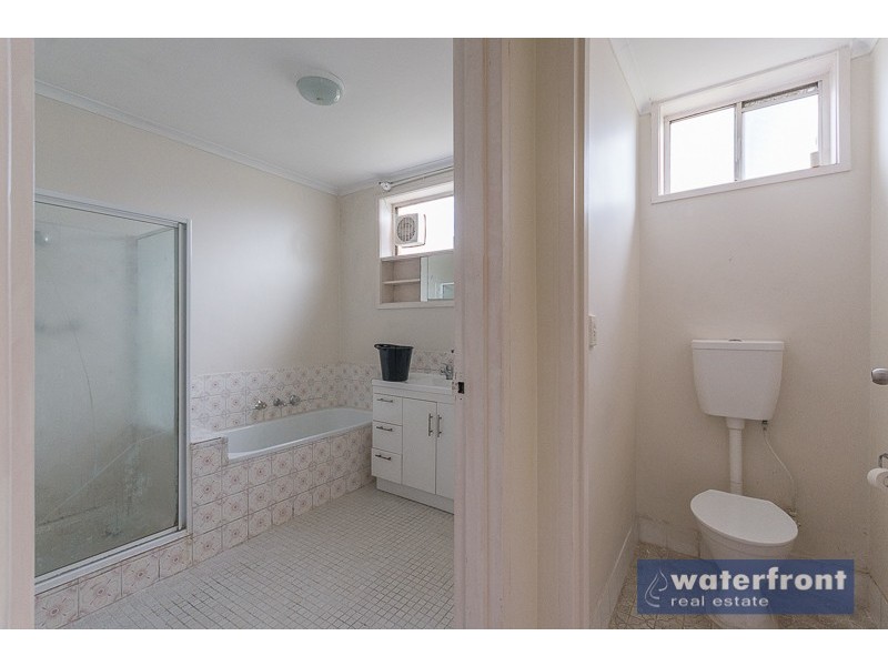 1/4 Browning Avenue, Clayton South VIC 3169