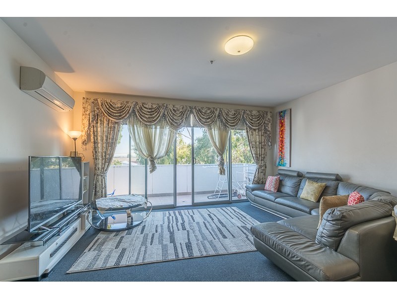 303/251 Ballarat Road, Braybrook VIC 3019