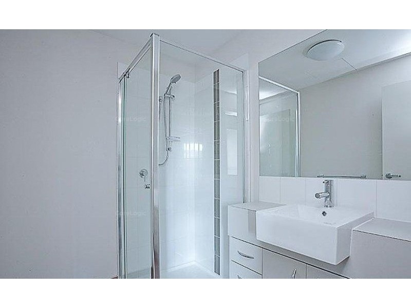 303/251 Ballarat Road, Braybrook VIC 3019