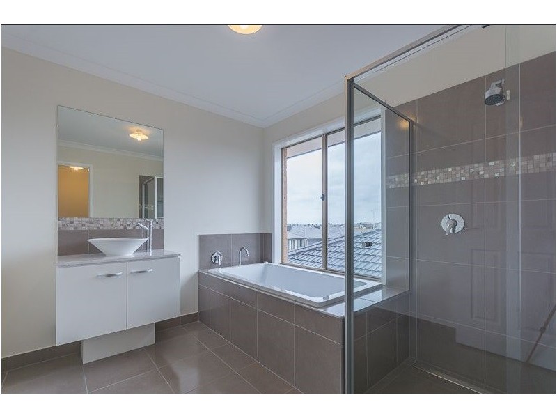 10 Andara Street, Truganina VIC 3029