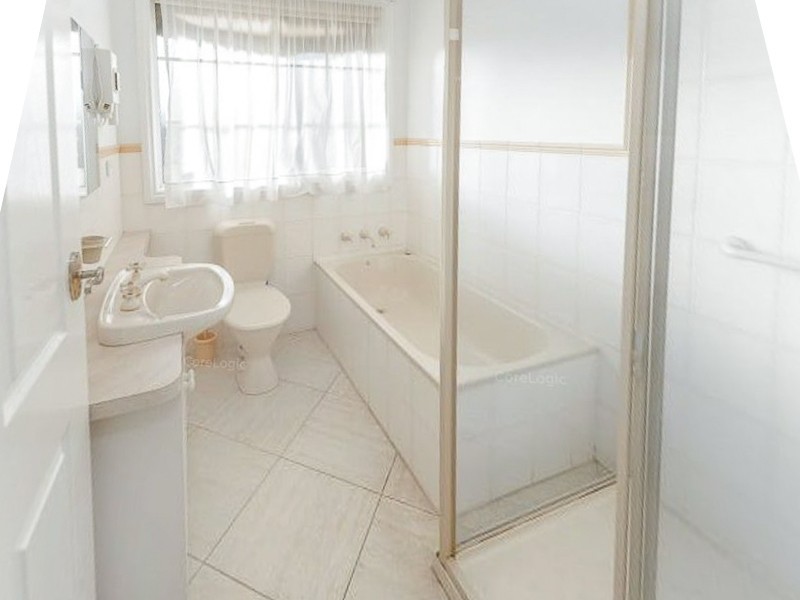 2/50 Willys Avenue, Keilor Downs VIC 3038