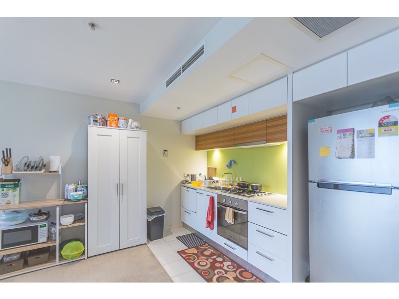 1416/100 Harbour Esplanade, Docklands VIC 3008