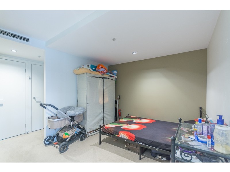 1416/100 Harbour Esplanade, Docklands VIC 3008