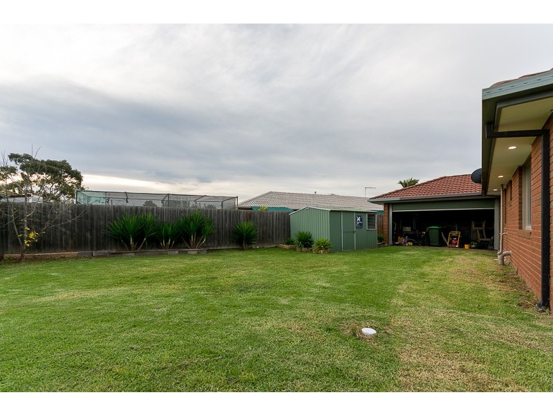 7 Ketwick Court, Sydenham VIC 3037