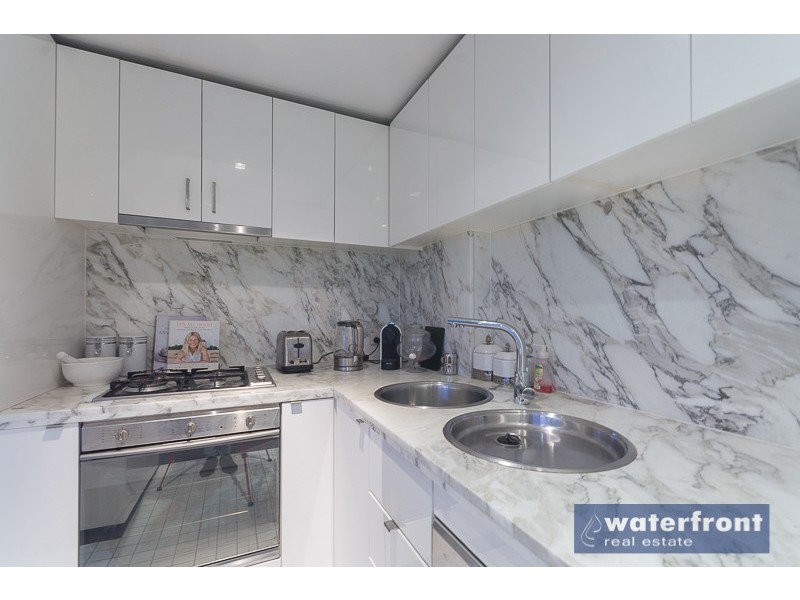 1408/18 Waterview Walk, Docklands VIC 3008