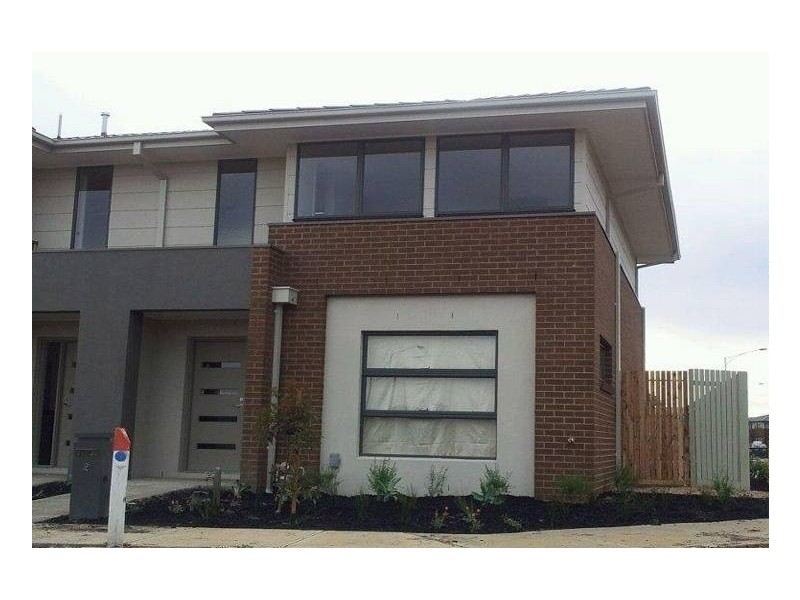 2 Sierra Avenue, Sunshine West VIC 3020