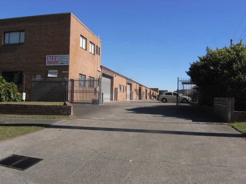 19 Seton Road, Moorebank NSW 2170
