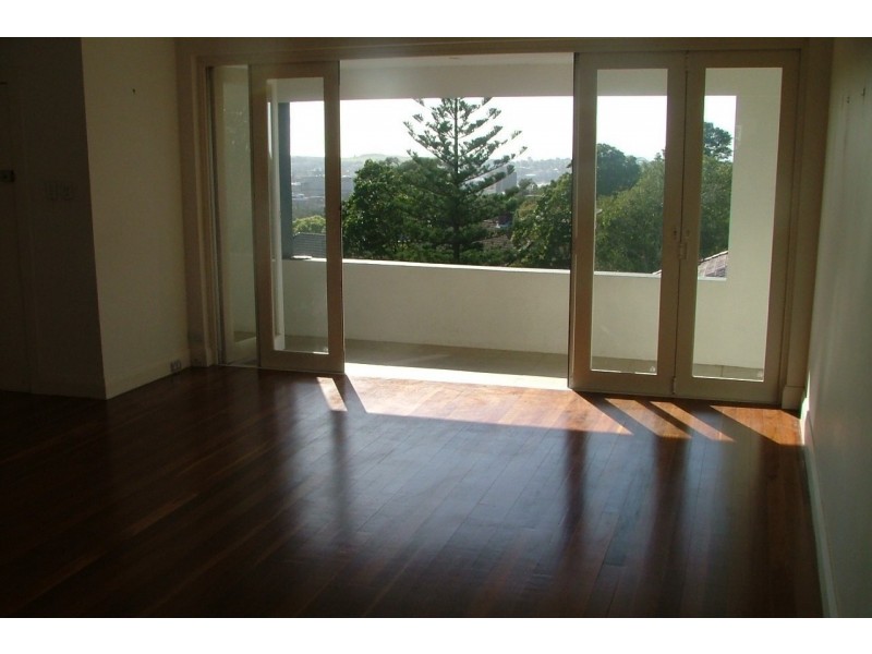 4/1A Moore Street, Bondi Beach NSW 2026