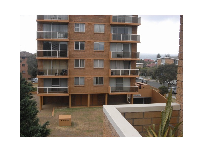 8/27 Burke Road, Cronulla NSW 2230