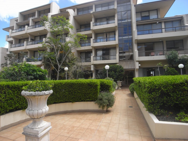 Suite 5, 2 New Mclean Street, Edgecliff NSW 2027
