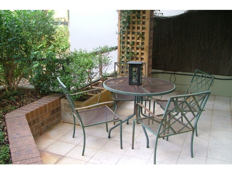 2/1 Mona Lane, Darling Point NSW 2027