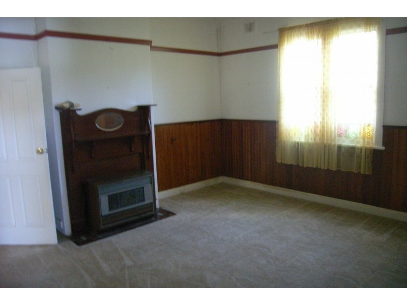 22 WARBY Road, Campbelltown NSW 2560