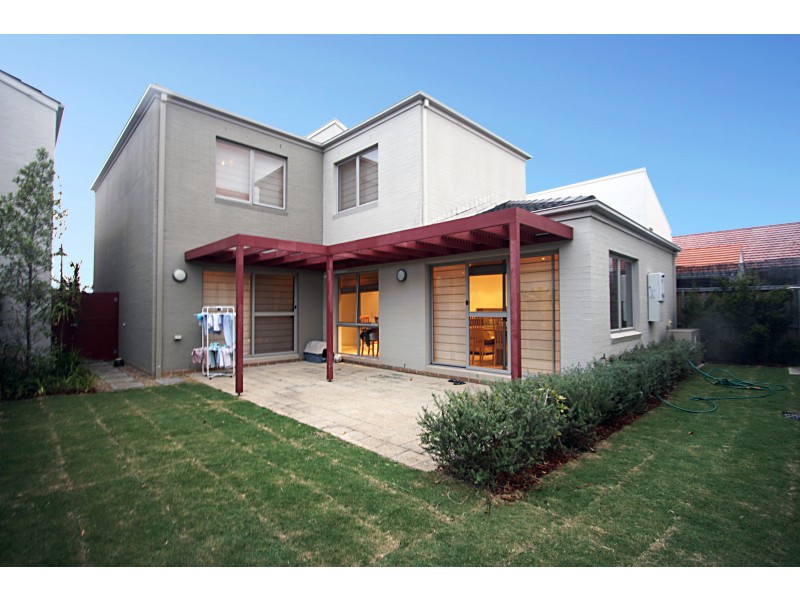 7 Strathroy Close, Cabarita NSW 2137