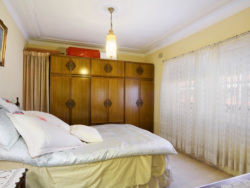 4 Agnes Street, Strathfield NSW 2135