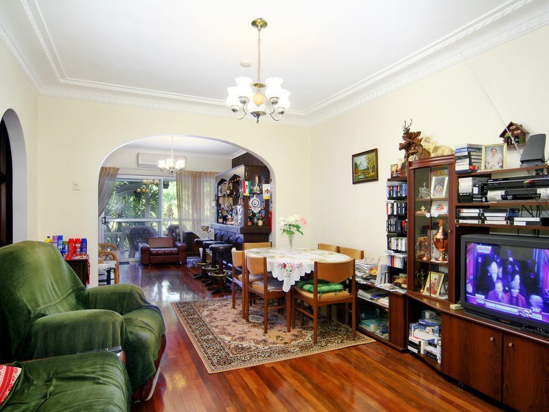 4 Agnes Street, Strathfield NSW 2135