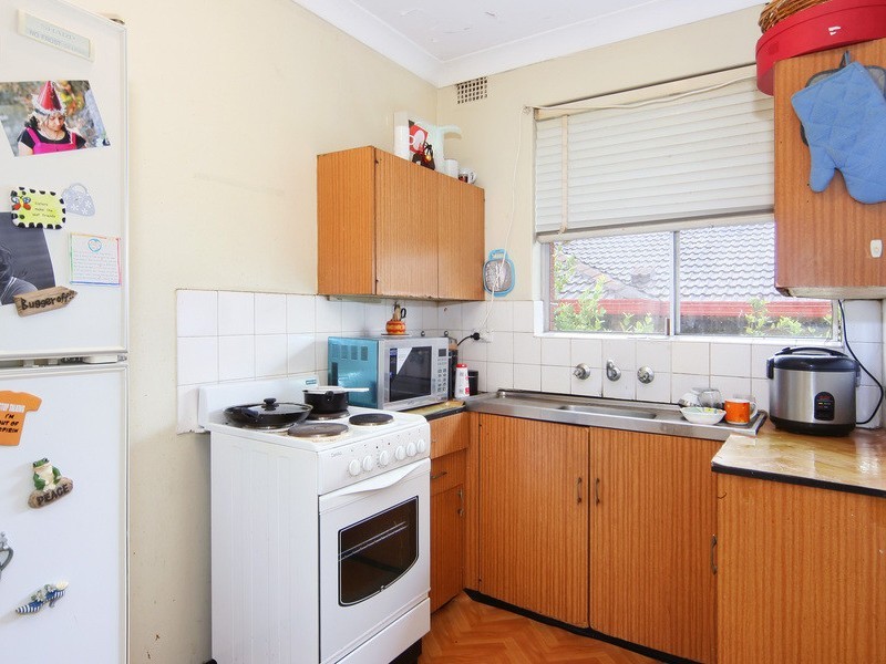 37 Mckern Street, Campsie NSW 2194