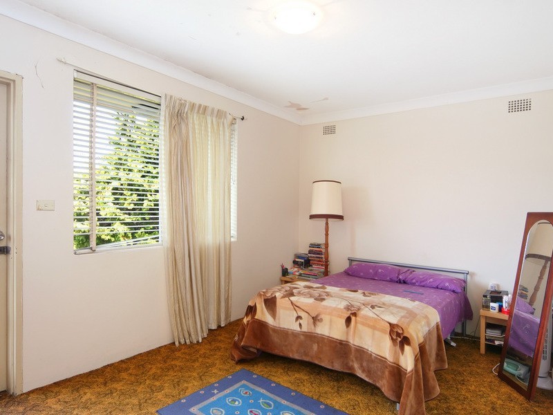 37 Mckern Street, Campsie NSW 2194