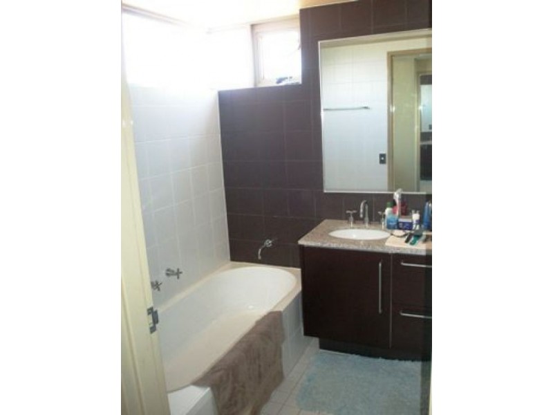17/5 OWENS AVE `, Newington NSW 2127