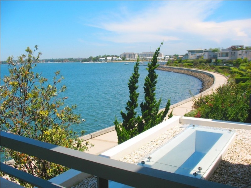 1 Regatta Way, Cabarita NSW 2137