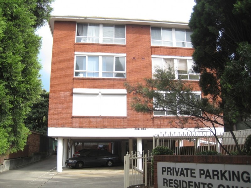 9/229 King Georges Street, Roselands NSW 2196